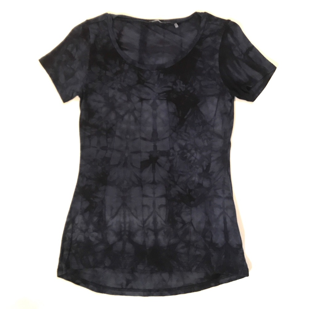 Tahari Karinna blue black tie dye tee shirt top